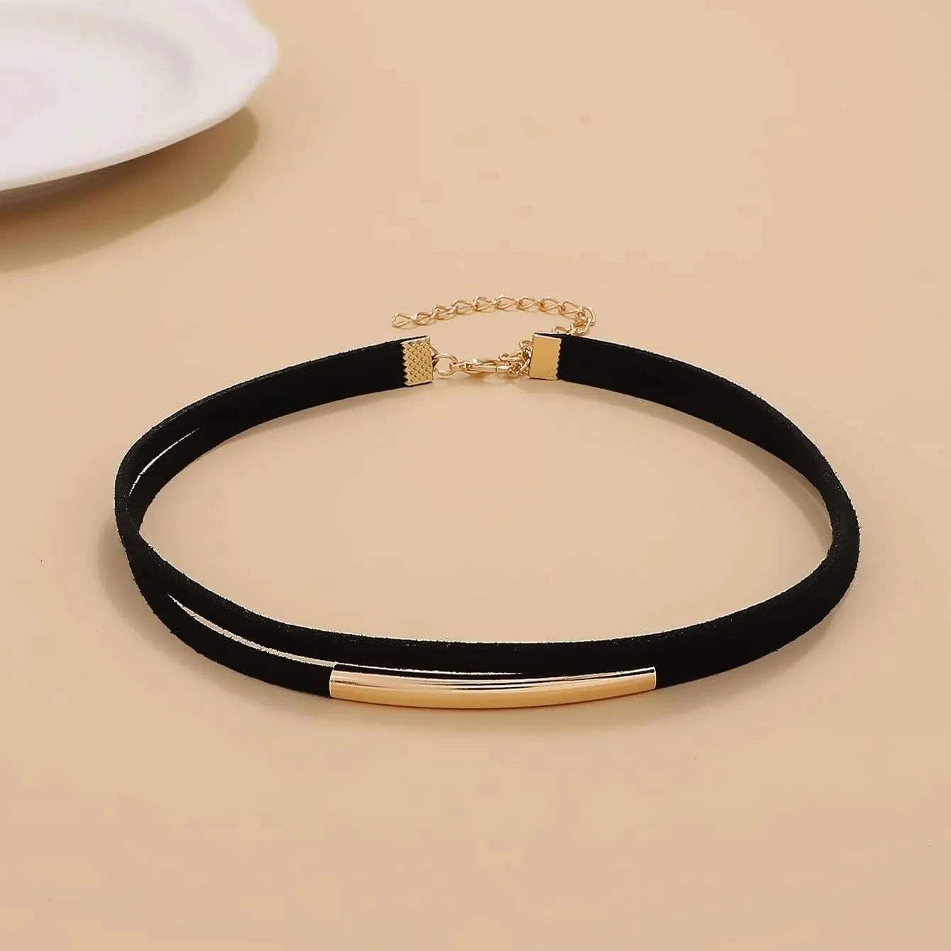 Black Choker Necklaces for Women 90s Red Black Velvet Choker Necklace Thick Thin Black Chocker Gold Tube Heart Circle Choker Necklace Lace Tatto Collar Necklace Goth Choker Jewelry