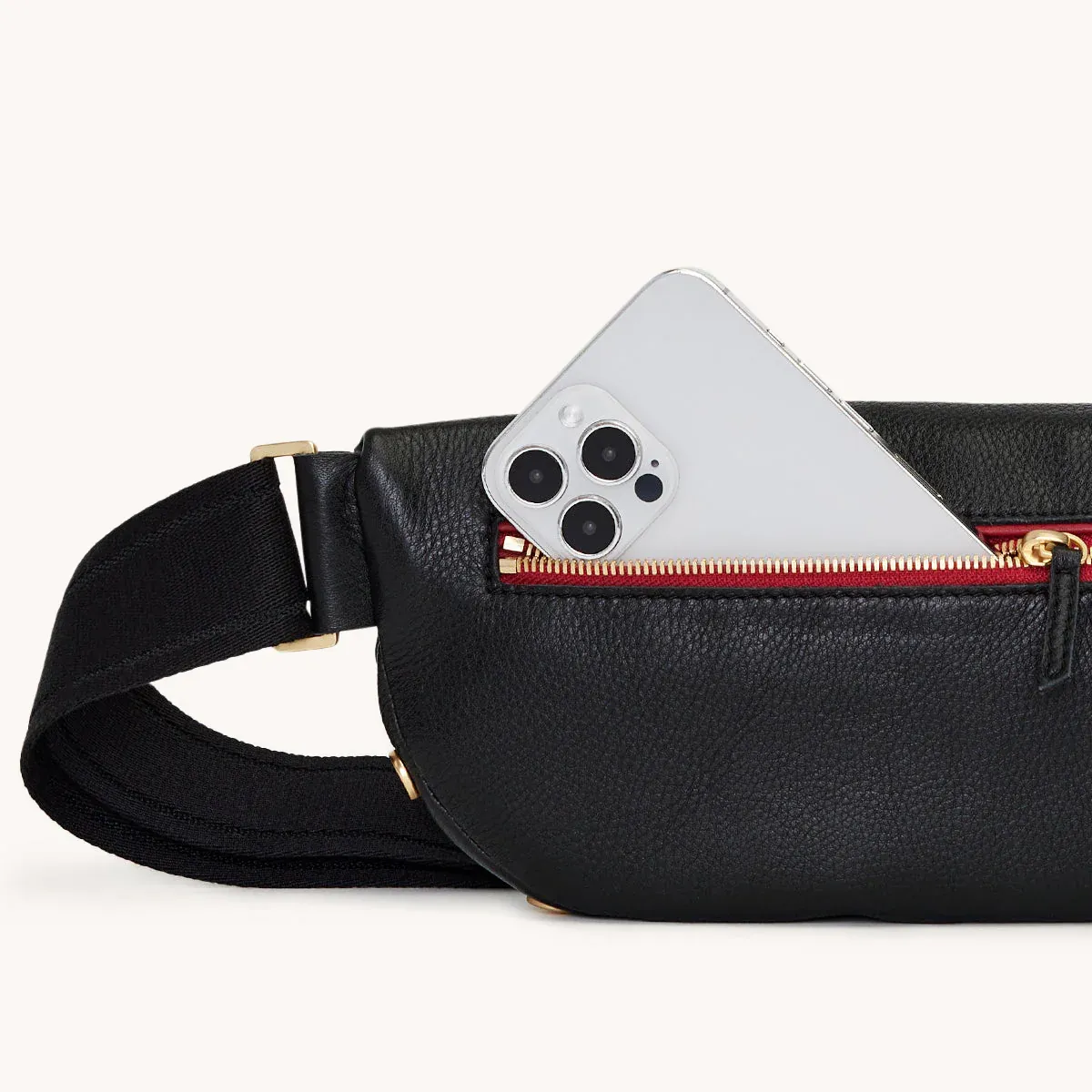 CHARLES CROSSBODY MED IN BLACK/BRUSHED GOLD RED ZIP