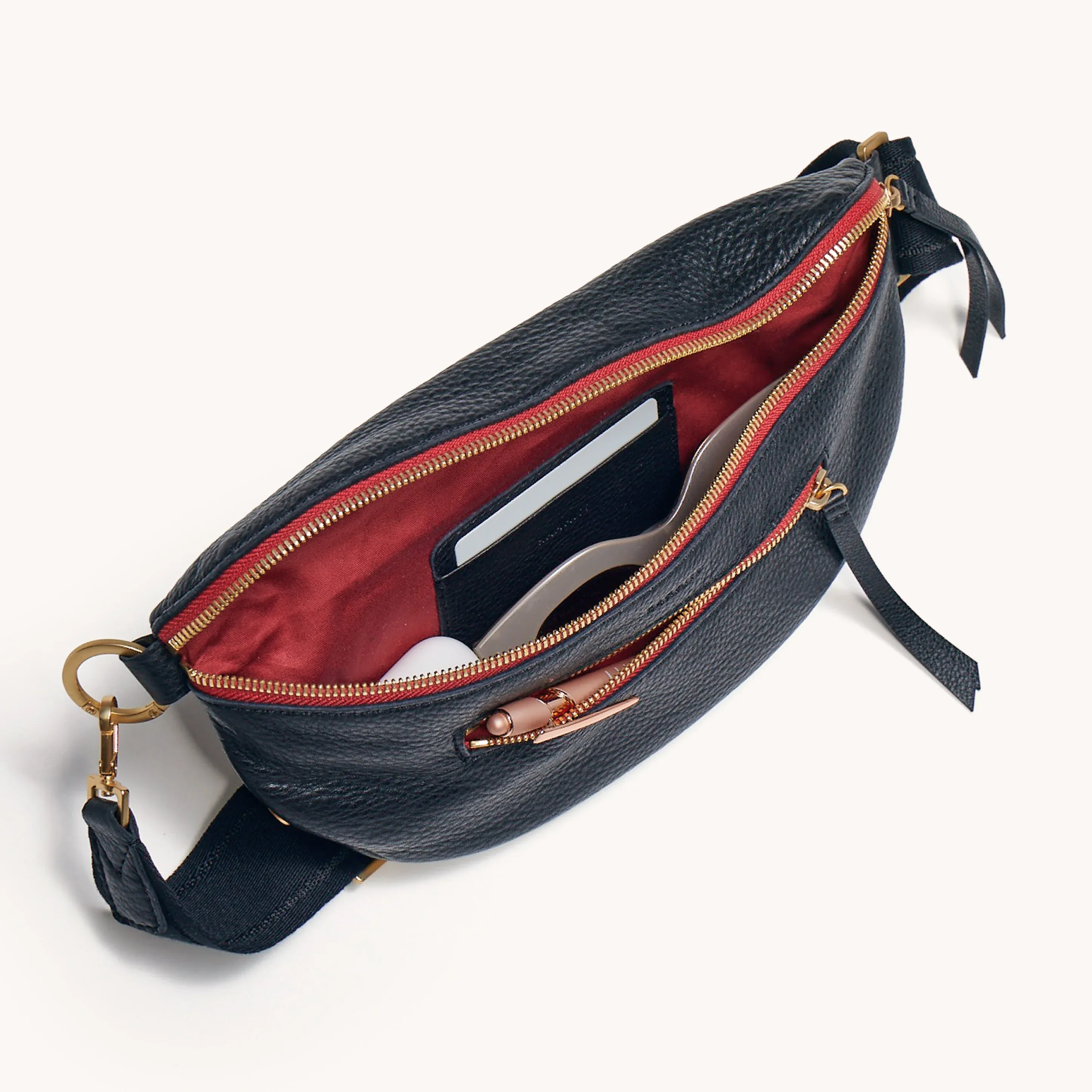CHARLES CROSSBODY MED IN BLACK/BRUSHED GOLD RED ZIP