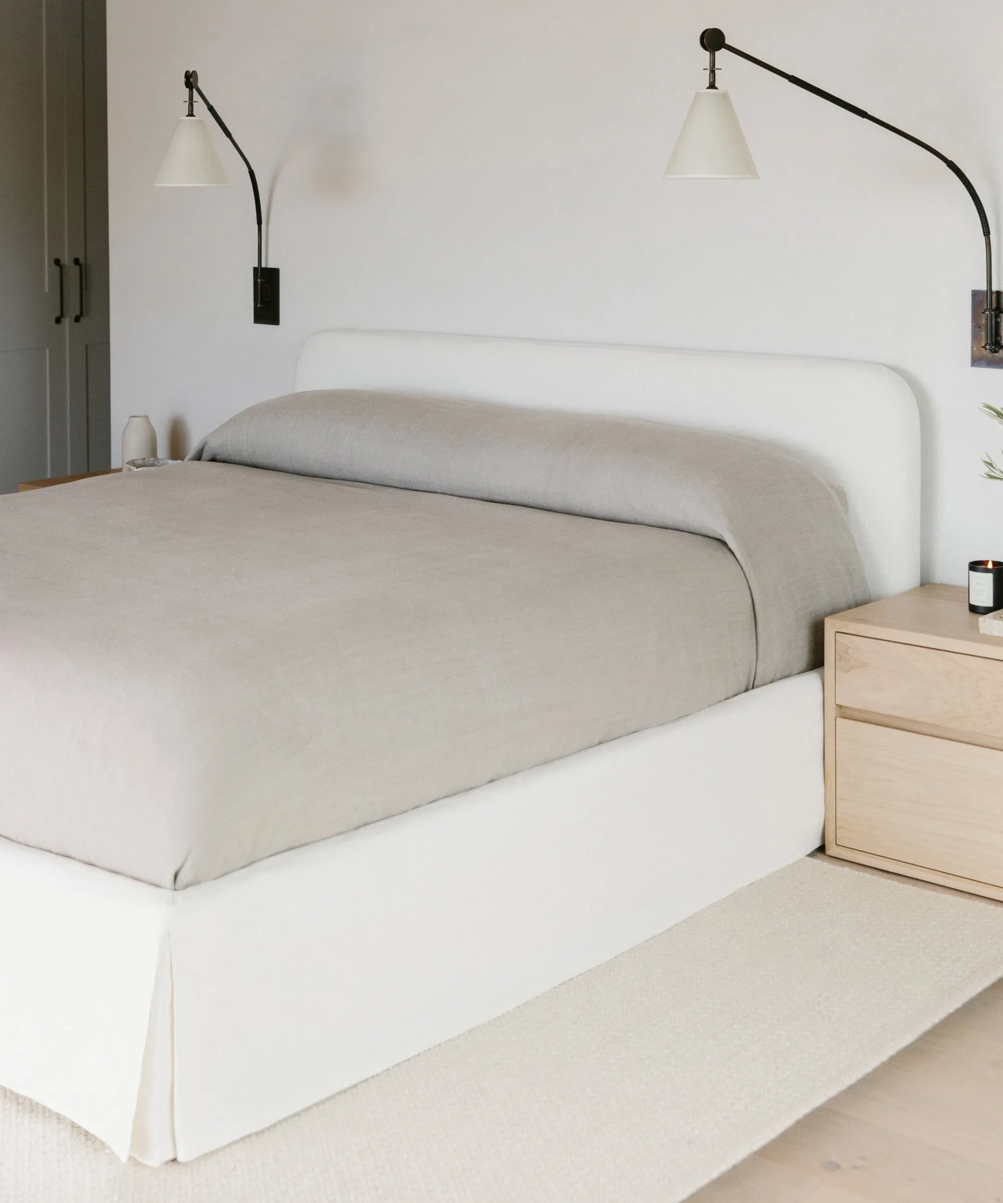 Cove Bed Slipcover