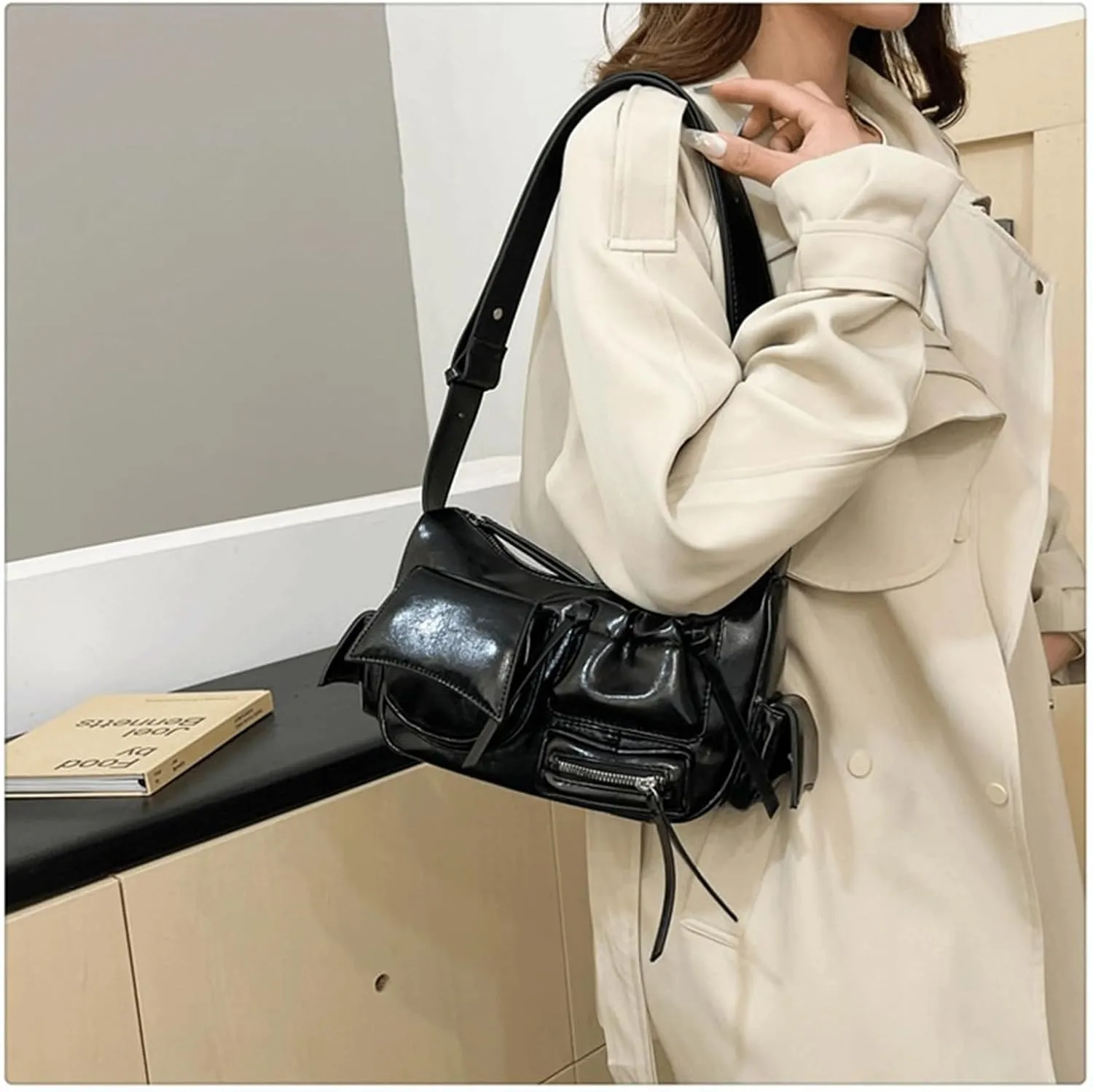 Cute Purse Retro Street Bag Y2k Edgy Streetwear Purses Classic Elegance Luxurious and Vintage Handbag
