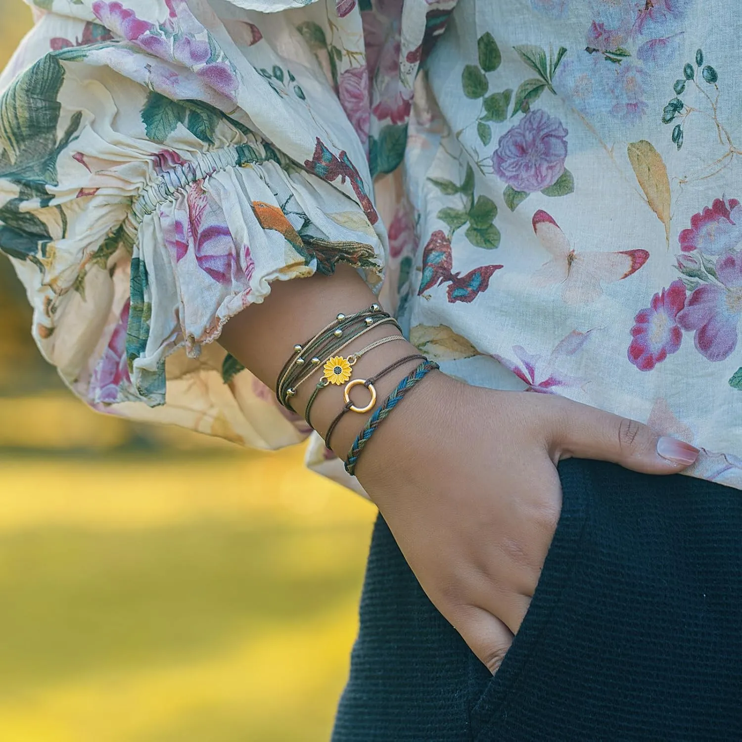 FANCY SHINY Sunflower String Bracelet Handmade Braided Rope Charms Boho Surfer Bracelet for Women Easter Gifts