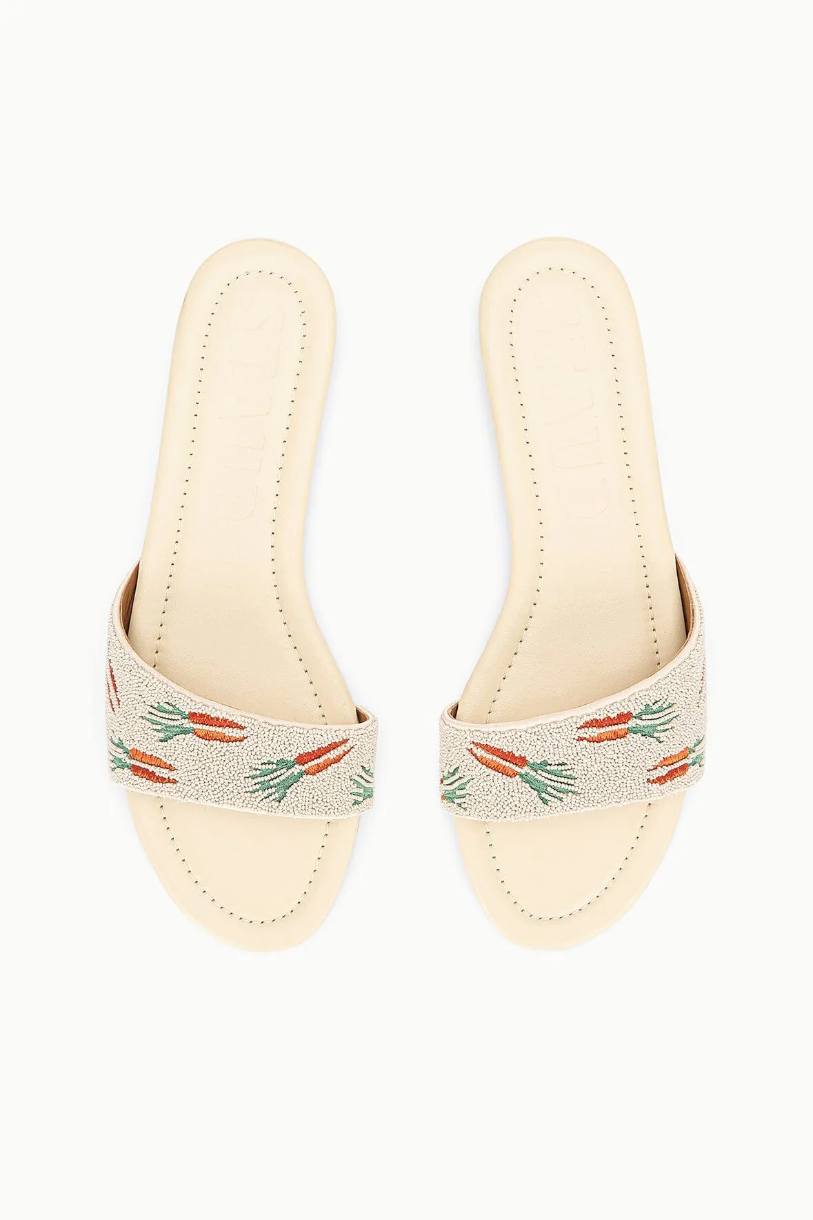 GRACIE FLAT | CARROT CAKE