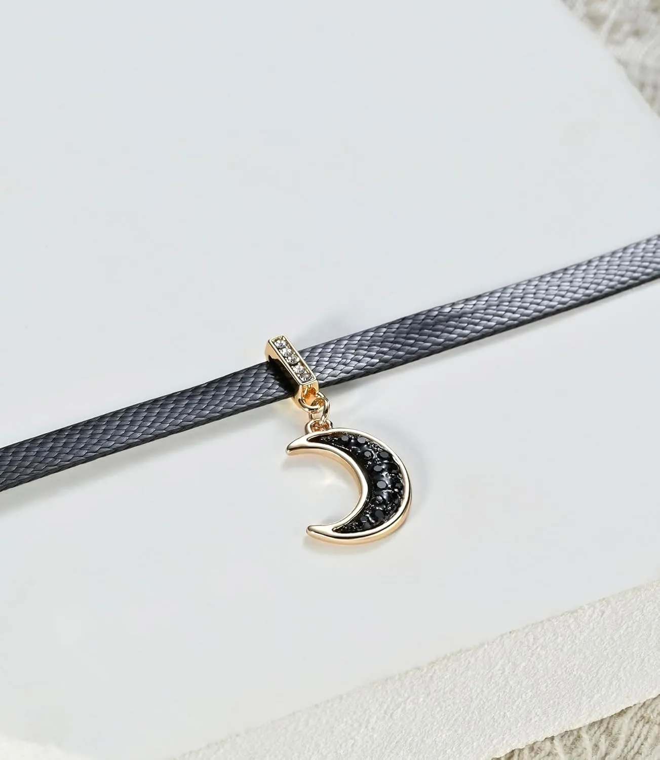 MOOSKI Black Choker Necklace for Women,Adjustable Leather Velvet Choker Collar Pendant Necklace, Goth Jewelry Gifts.