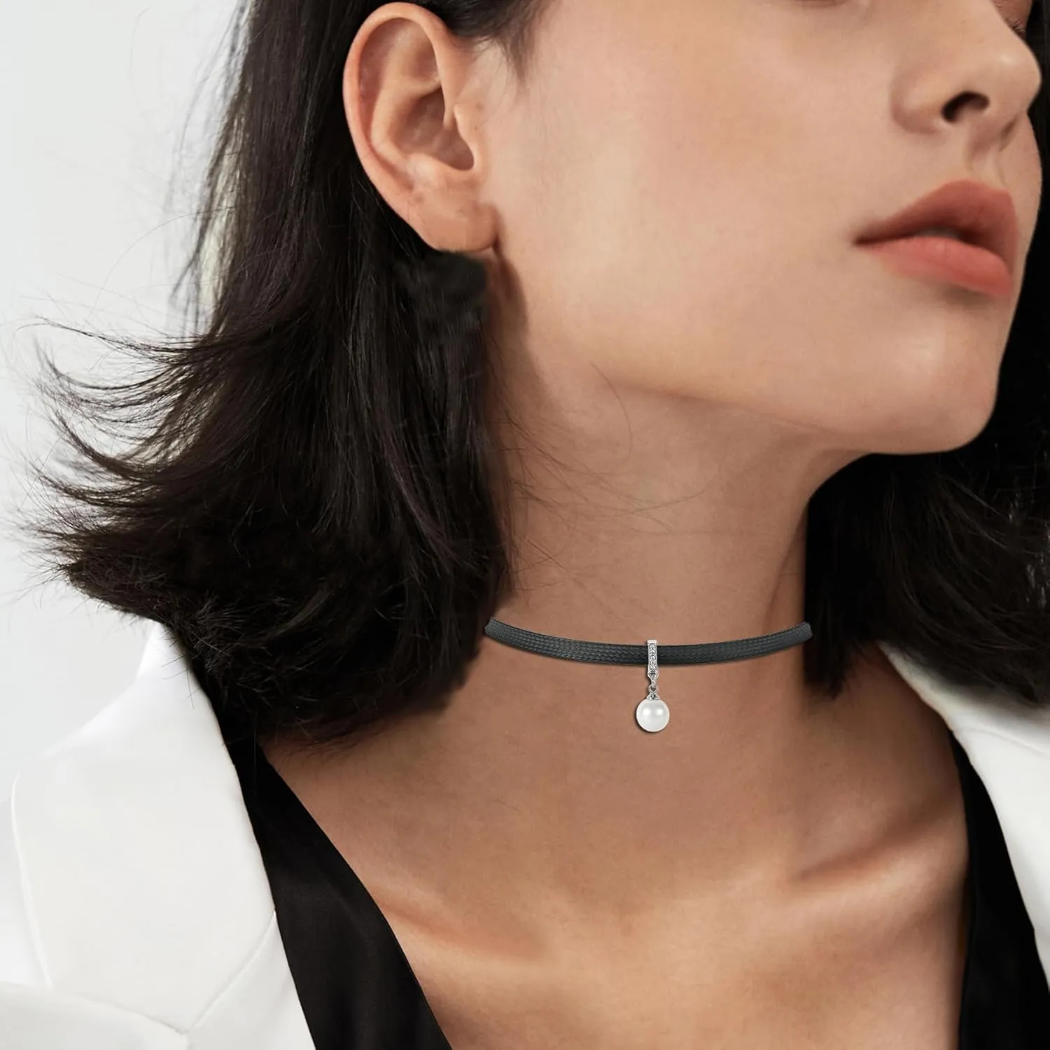 MOOSKI Black Choker Necklace for Women,Adjustable Leather Velvet Choker Collar Pendant Necklace, Goth Jewelry Gifts.
