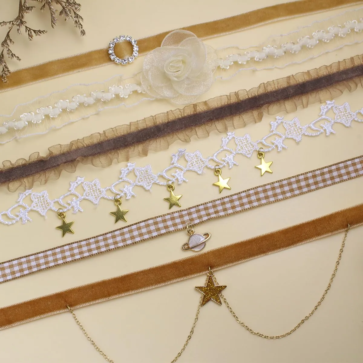 Nova&Aria Chokers Set For Women Heart Pearl Choker Necklaces Flower Pendant Velvet Cute Pink Blue White Black Choker Necklace Classic Tattoo Colorful Lace Chokers