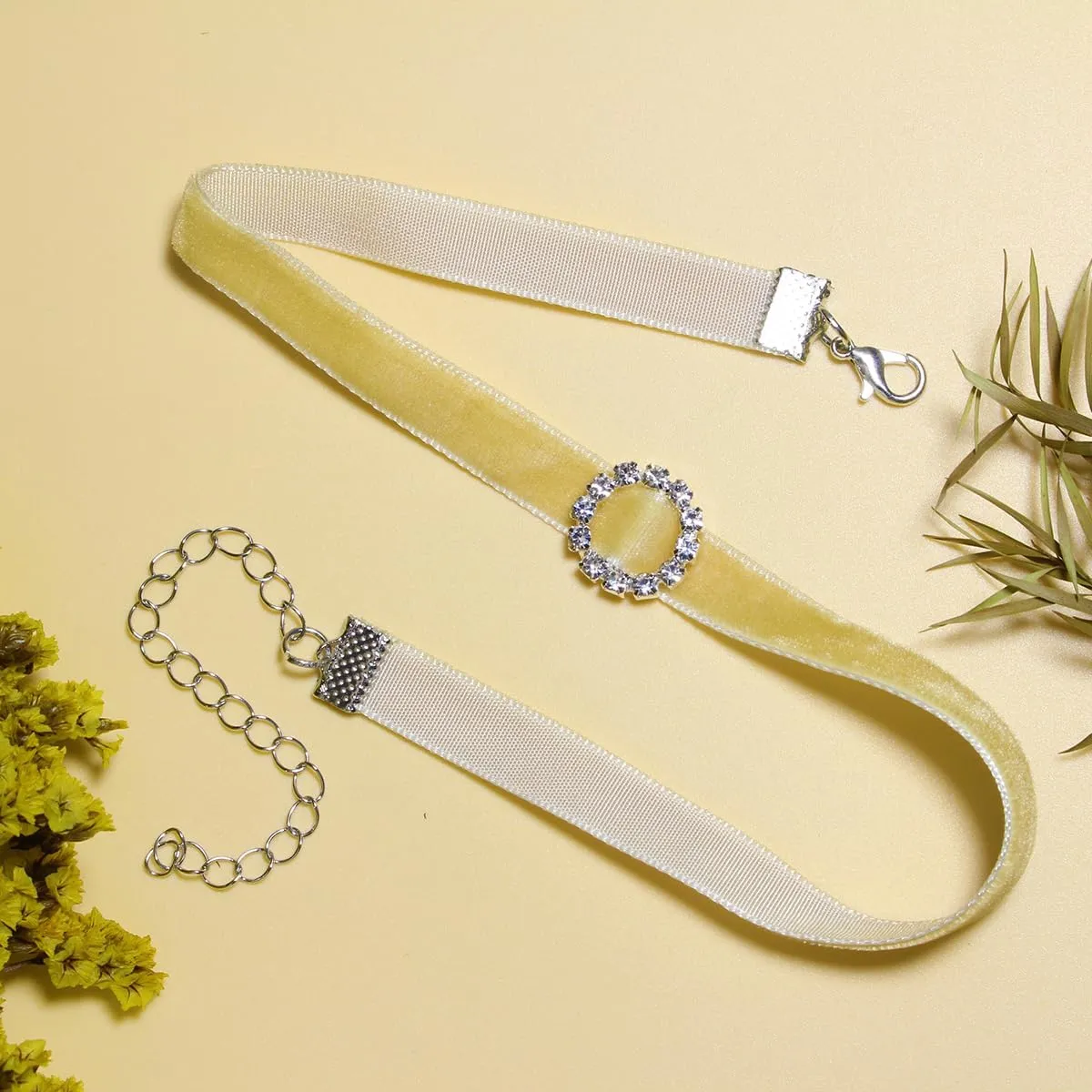Nova&Aria Chokers Set For Women Heart Pearl Choker Necklaces Flower Pendant Velvet Cute Pink Blue White Black Choker Necklace Classic Tattoo Colorful Lace Chokers