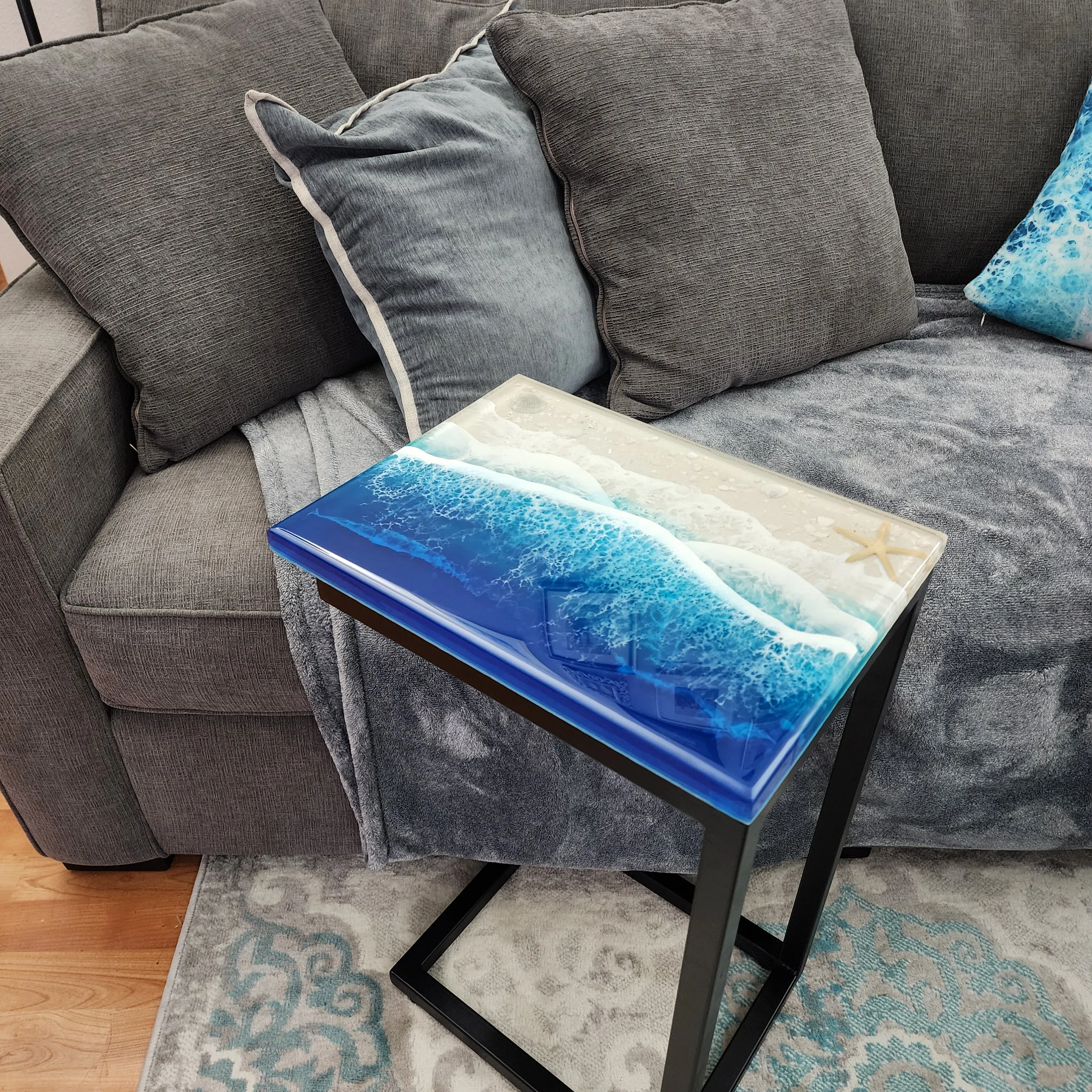 Triple Wave C-Stand Sofa Table