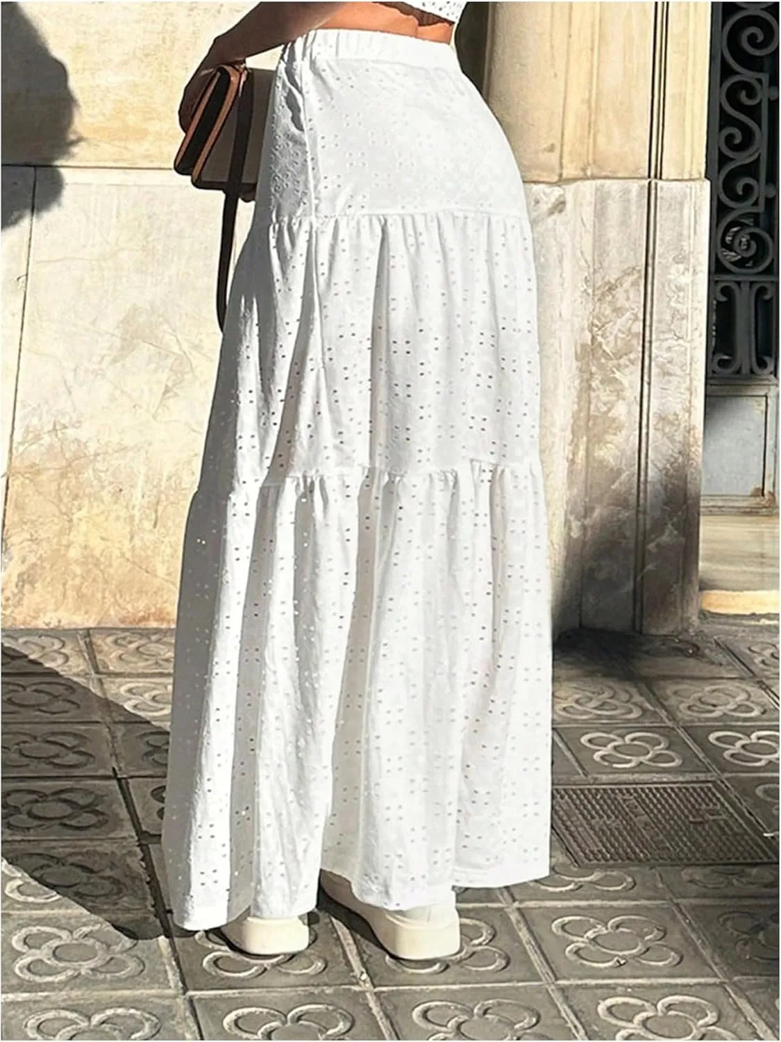 Verdusa Women's Hollow Out Tiered Ruffle Skirts Flowy High Waist A Line Holiday Maxi Skirt